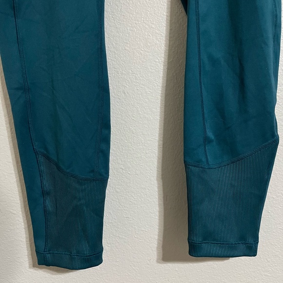 All In Motion High Rise Leggings - Picture 3 of 9